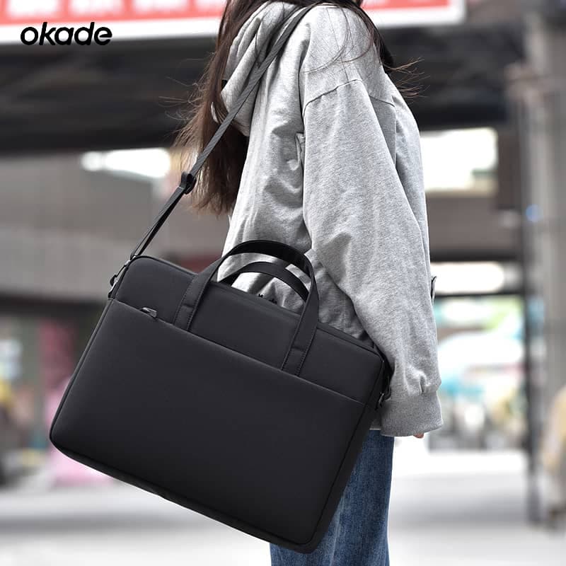 Okade - MacBook / Laptop-Tasche 17.3 Zoll, Modell B008, Schwarz – 4