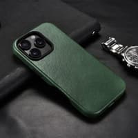 iPhone 17 - iCarer Oil Wax Premium Magsafe Backcase, olive green – Bild 2