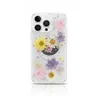 iPhone 13/14/15 - Hülle mit echten Blumen und silbernen Akzenten, mehrfarbig