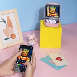 Divoom - DitooMic- Altoparlante Pixel Art a 8 bit - Bluetooth - Karaoke e Voice Morphing - Rosa – Bild 4