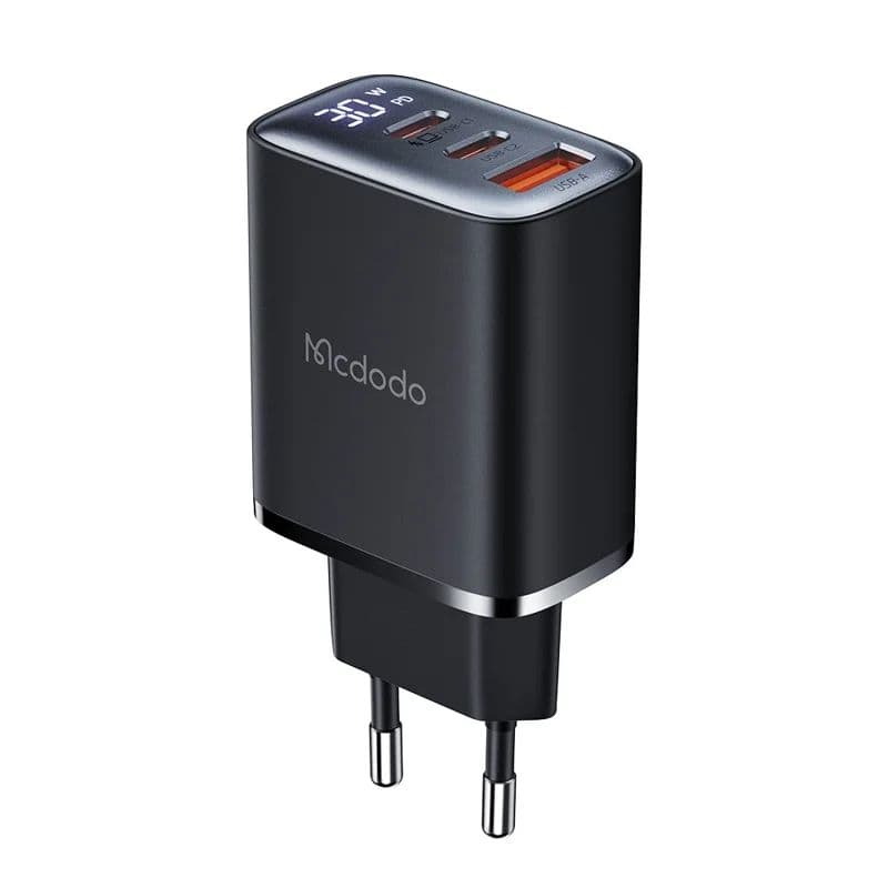 McDodo - Fast Charger with Digital Display, 30W, 2x USB-C & 1x USB-A, Schwarz
