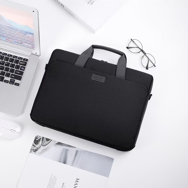 Okade - MacBook / laptop bag, 15.4-16" inch, T68, black – 3