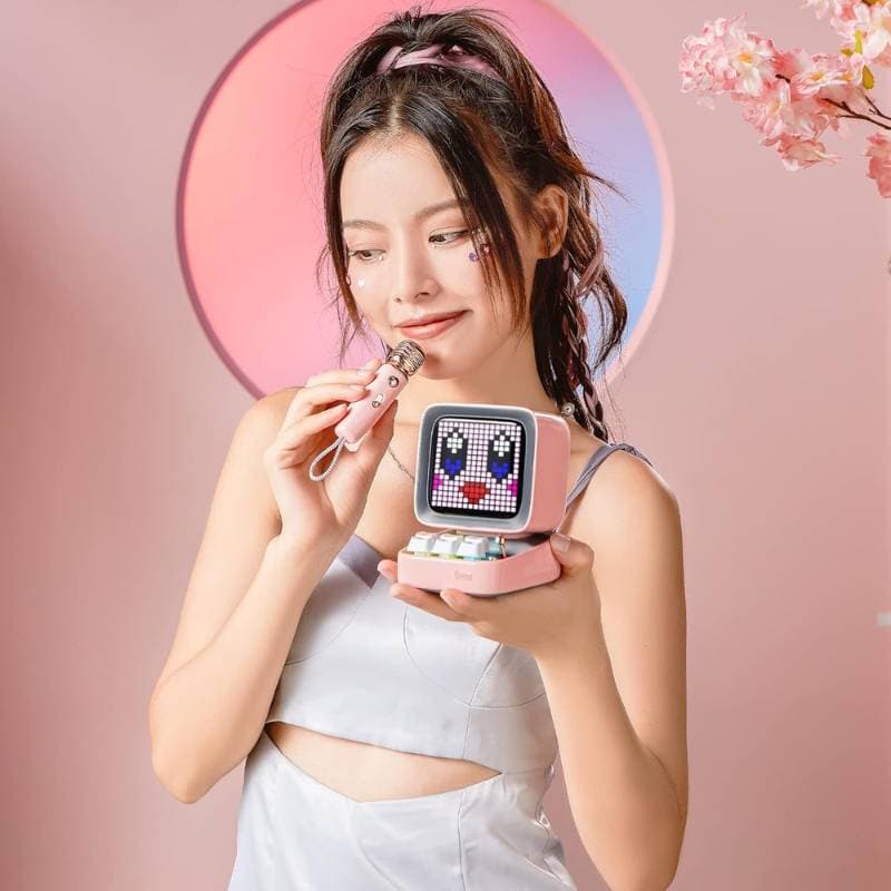 Divoom - DitooMic- 8 Bit Pixel Art Speaker - Bluetooth - Karaoke & Voice Morphing - Pink – 3