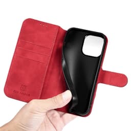 iPhone 13 Pro - DG.MING Vintage Flip Case with 3 card slots and magnetic closure, leather look, protective case, red – Bild 9