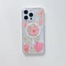 iPhone 15 Pro Max - Étui MagSafe avec de vraies fleurs et des accents dorés, rose