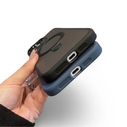 iPhone 16 Plus - MagSafe Stand case with camera protection, black, matt – Bild 7