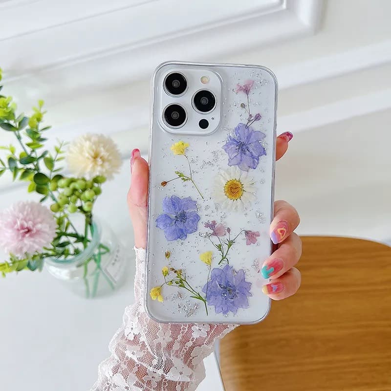 iPhone 16e/17e - Hülle mit echten Blumen und silberne Akzenten, violett – 2