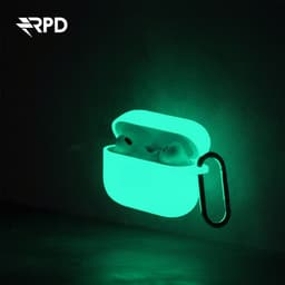AirPods Pro 3 - Silicone case, Robust silicone protection with carabiner, Luminous (glows in the dark) – Bild 3