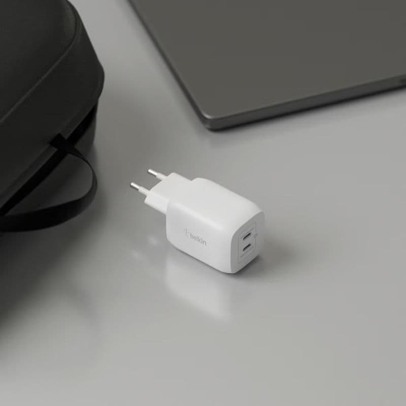 Belkin - BoostCharge Pro GaN 2x USB-C Charger 65W + USB-C to USB-C Cable 2m, Weiss – 4