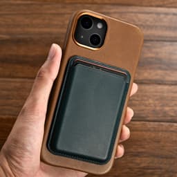 iPhone 13 - Custodia posteriore Magsafe in vera pelle Premium Oil Wax Coffee WMI1302 – Bild 9