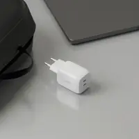 Belkin - BoostCharge Pro GaN 2x USB-C Charger 65W + USB-C to USB-C Cable 2m, Weiss – Bild 4