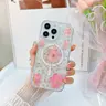 iPhone 14 Pro - MagSafe Hülle mit echten Blumen und goldenen Akzenten, pink